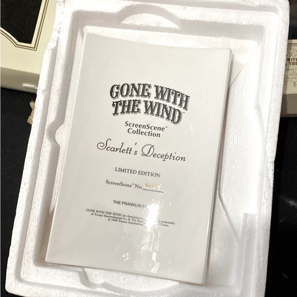 2 barbie doll dresses 
1 collectable plaque - Picture 1 of 2